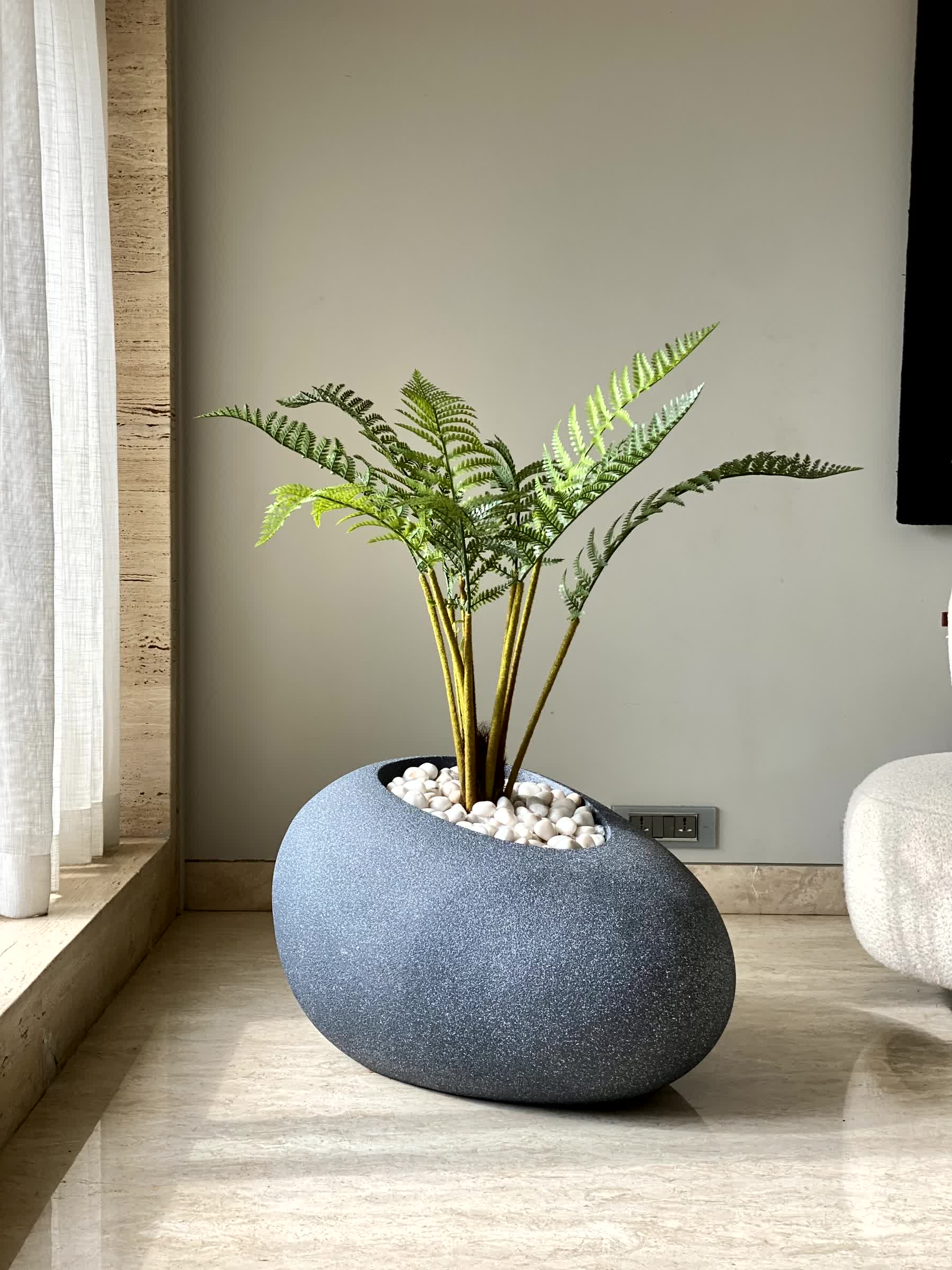 Acropolis Planter - Grey - Image 4