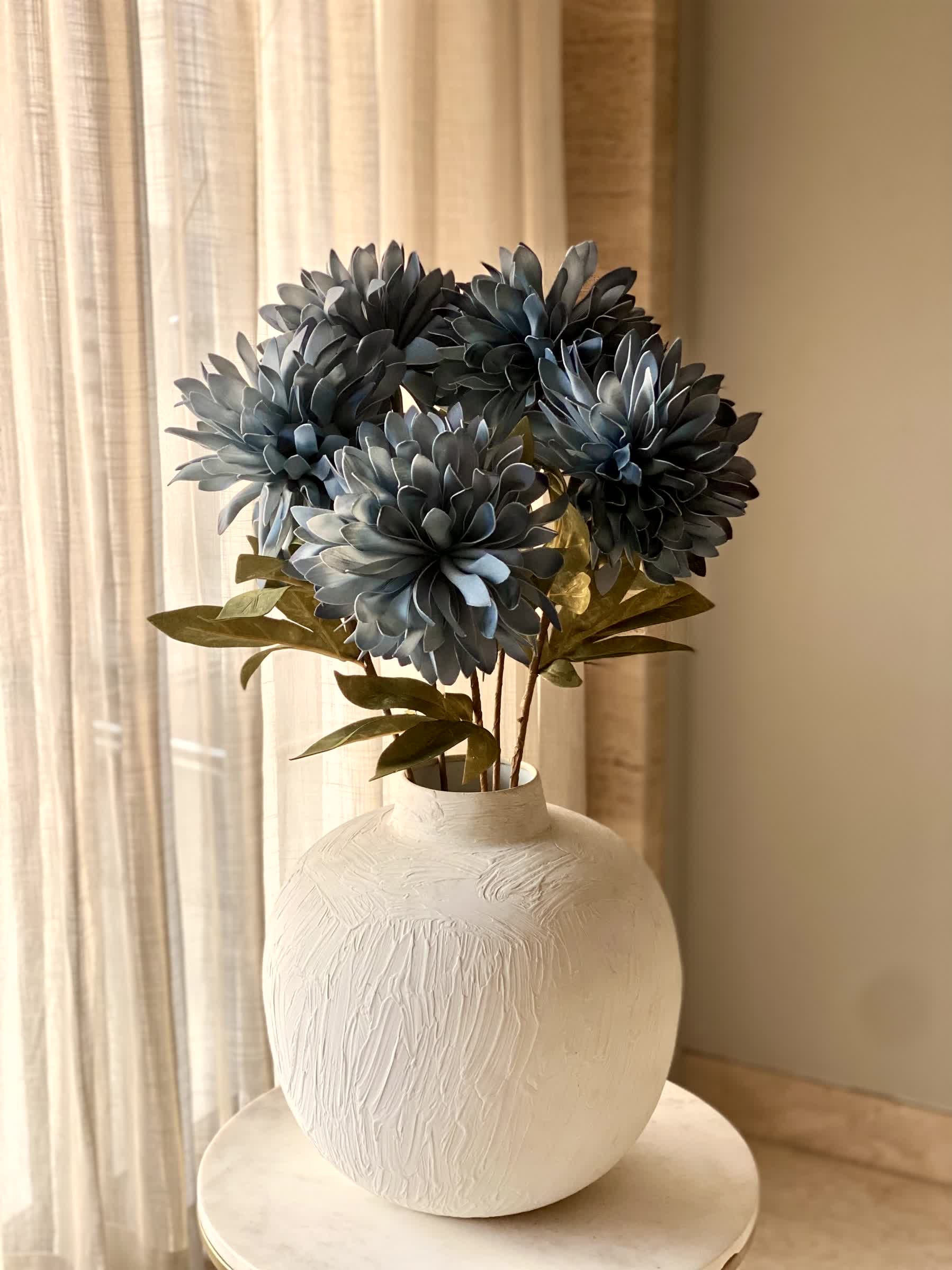 Artificial Dali Dahlia Flower Stem  - Blue (One Stem) - Image 4