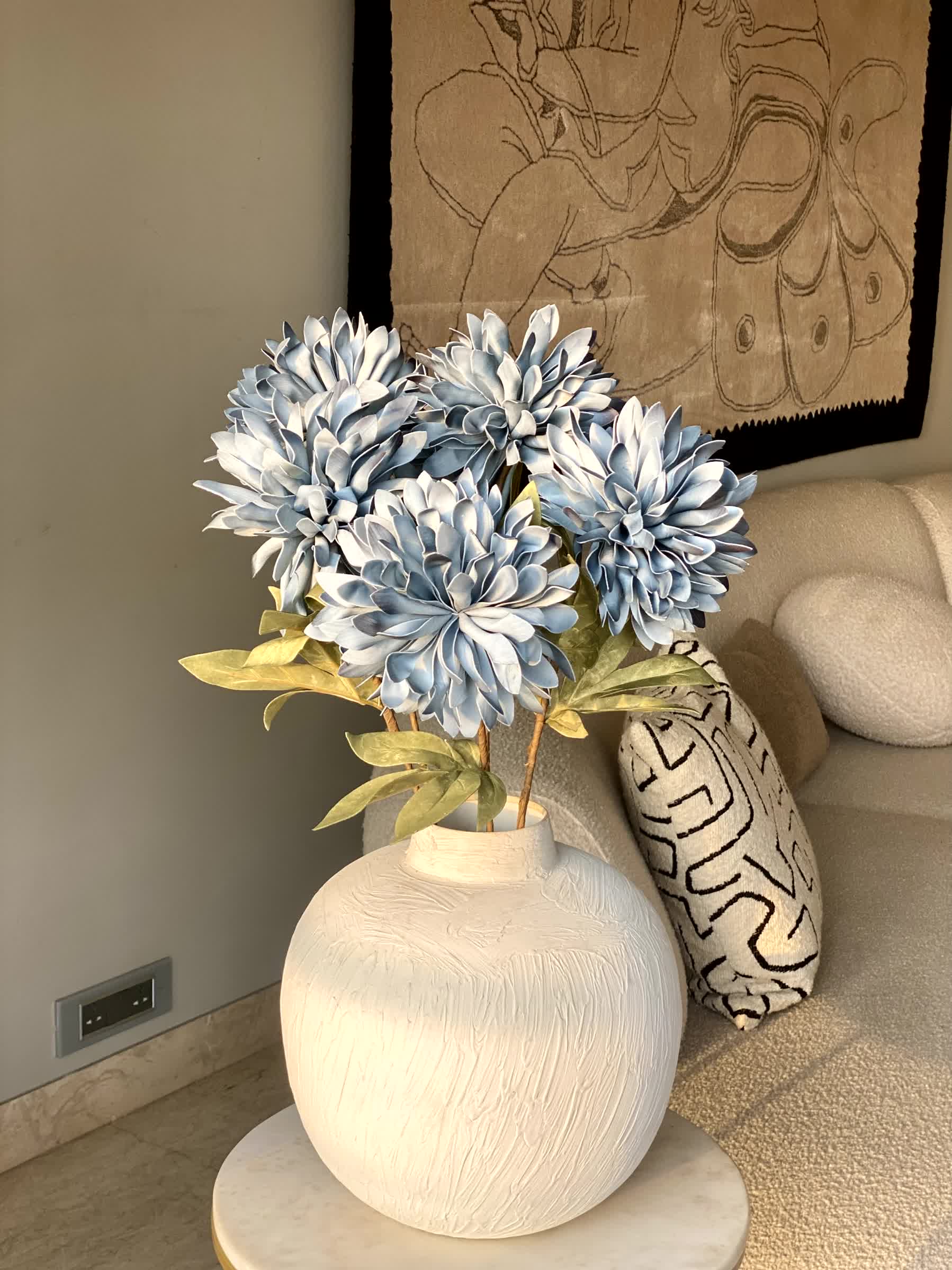 Artificial Dali Dahlia Flower Stem  - Blue (One Stem) - Image 5