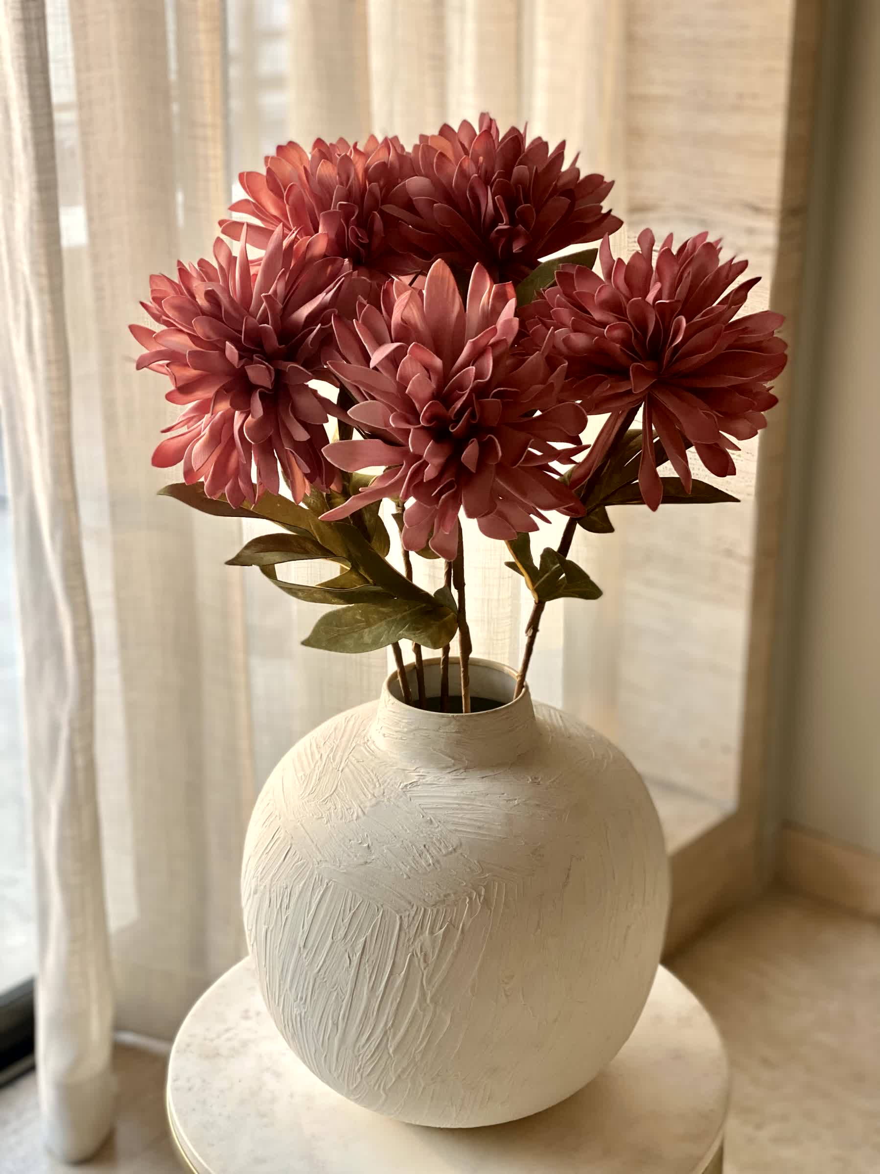 Artificial Dali Dahlia Flower Stem  -  Pink (One Stem) - Image 4