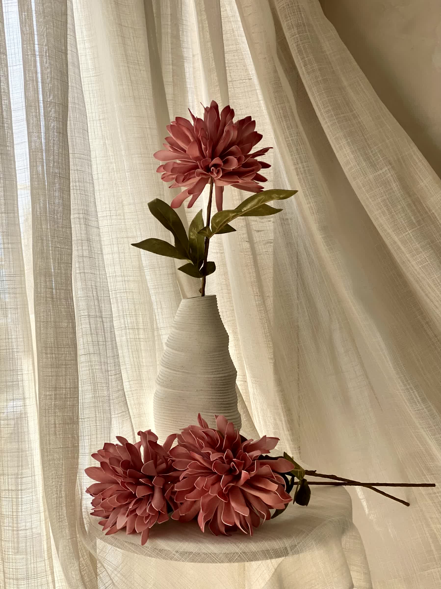 Artificial Dali Dahlia Flower Stem  -  Pink (One Stem) - Image 6