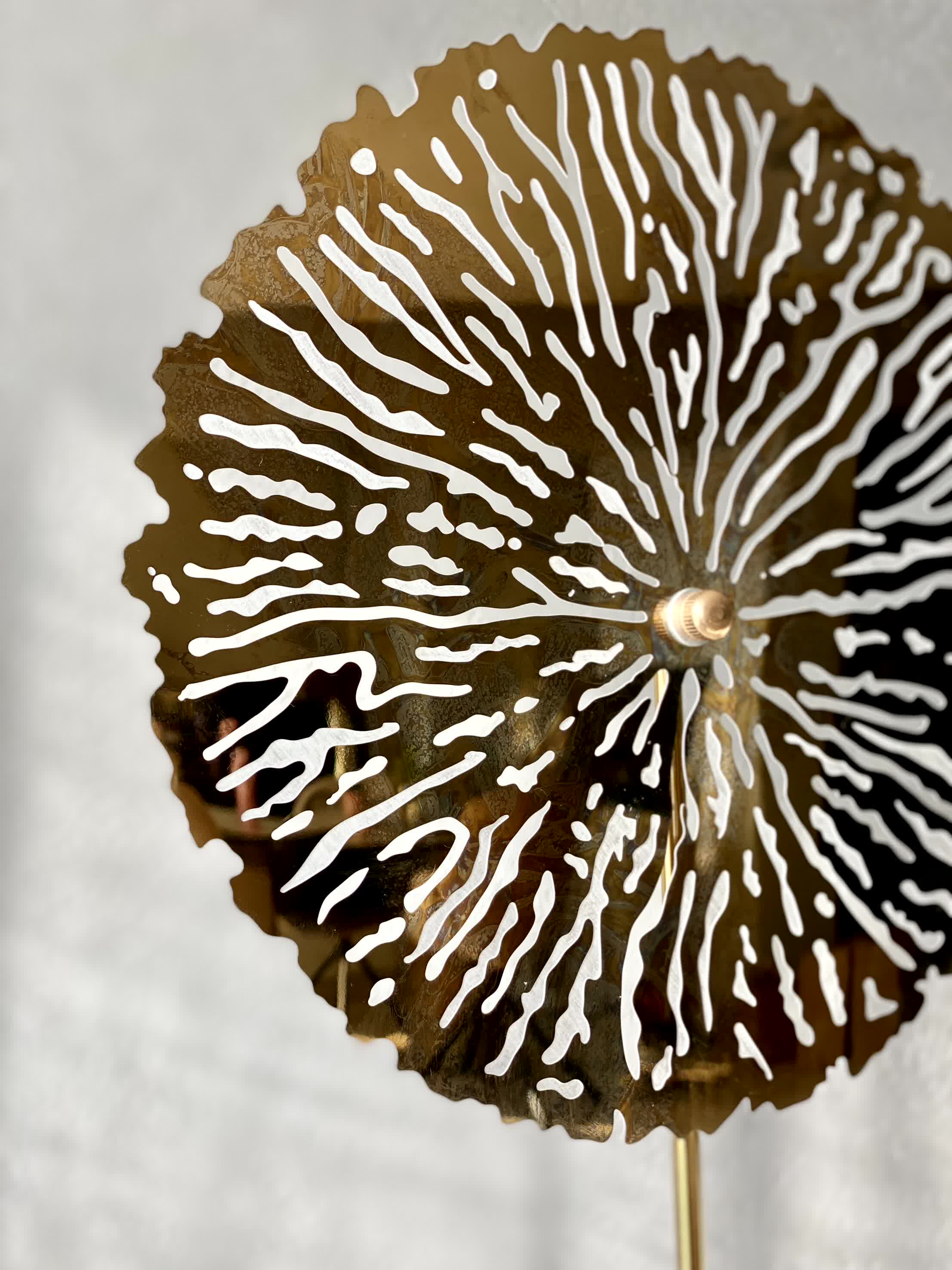 Glimmer Artefact - Large - Image 3