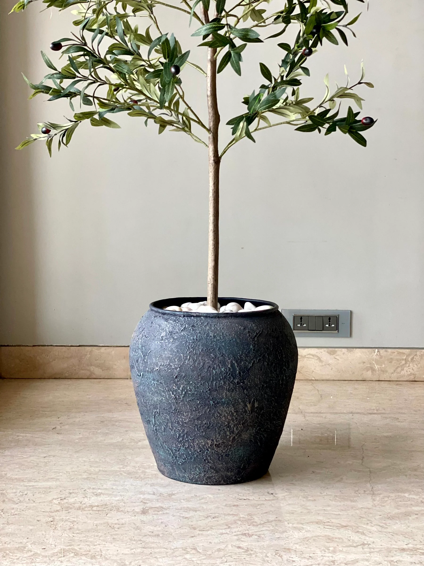 Mesa Planters - Rustic Ash Grey - Image 10