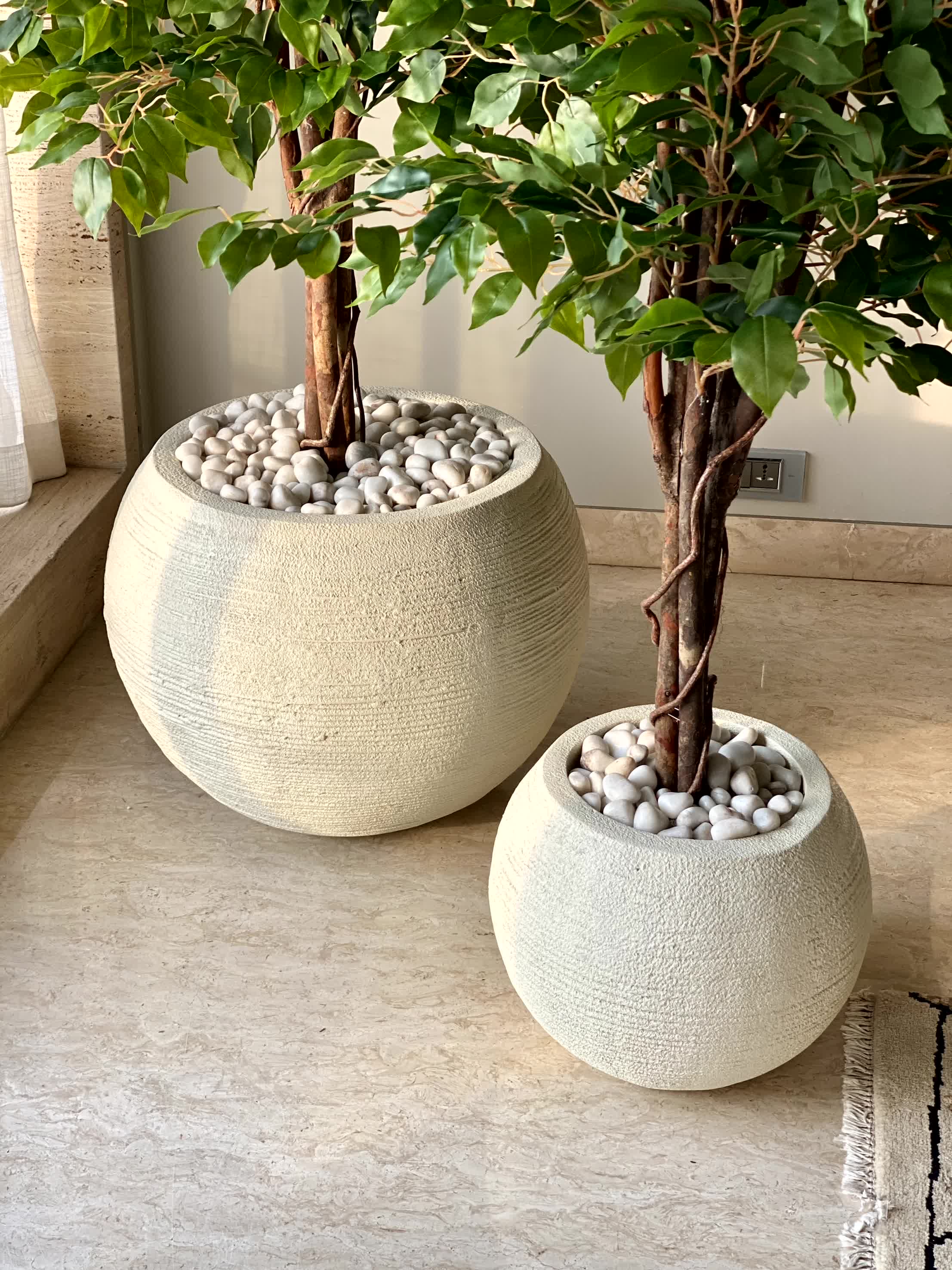 Vienna Ivory Planter - Image 14