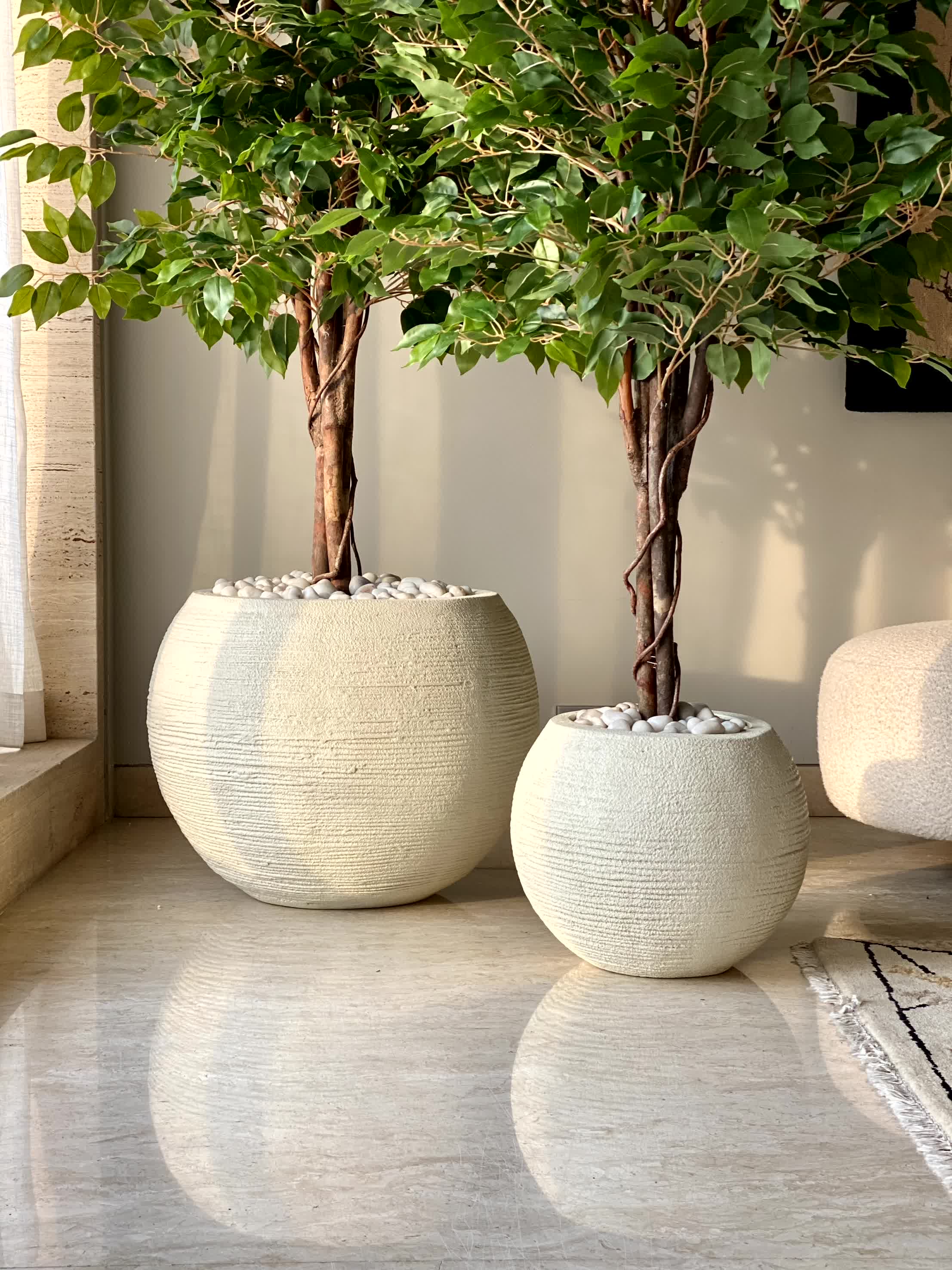 Vienna Ivory Planter - Image 3