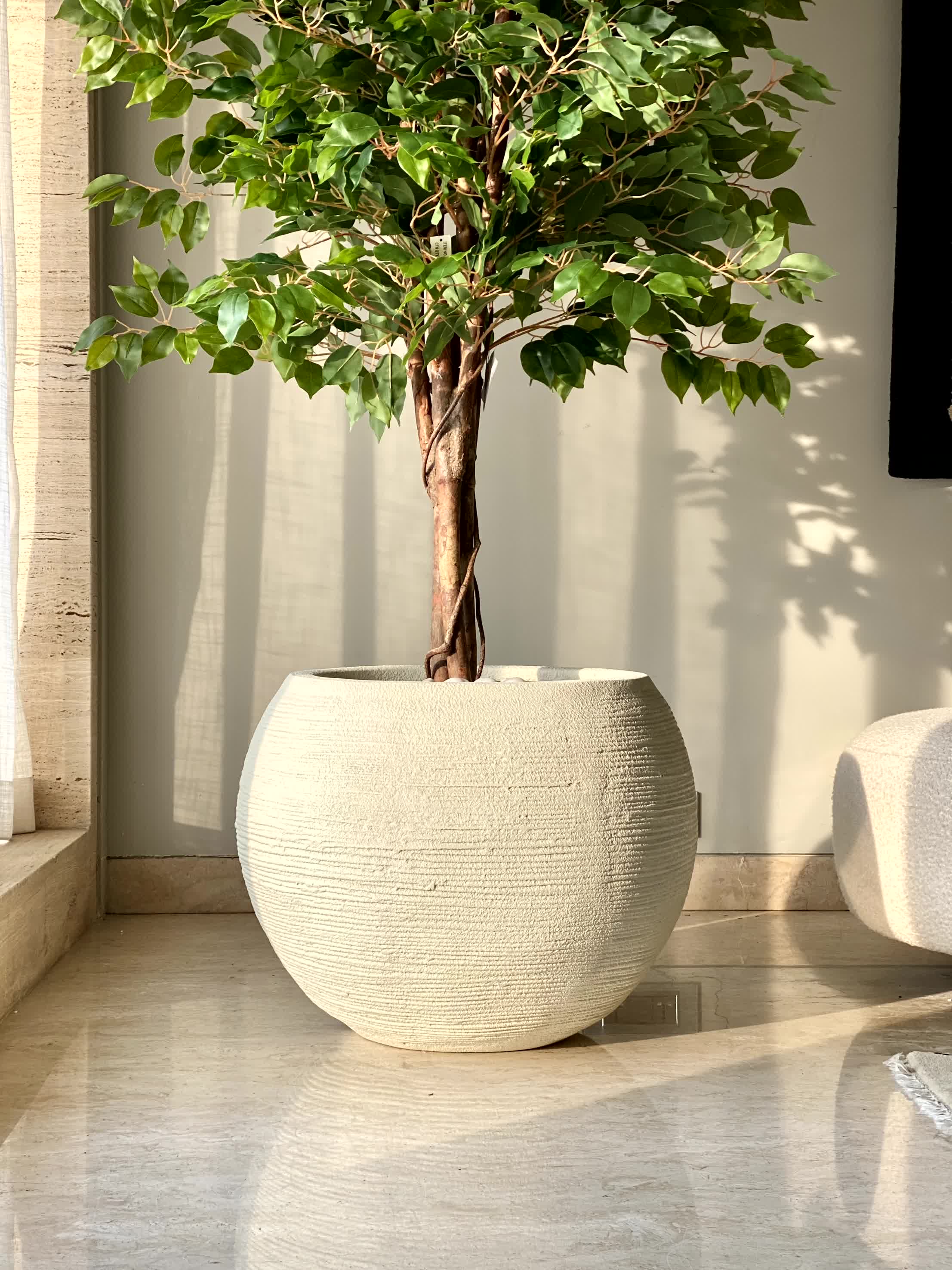 Vienna Ivory Planter - Image 4