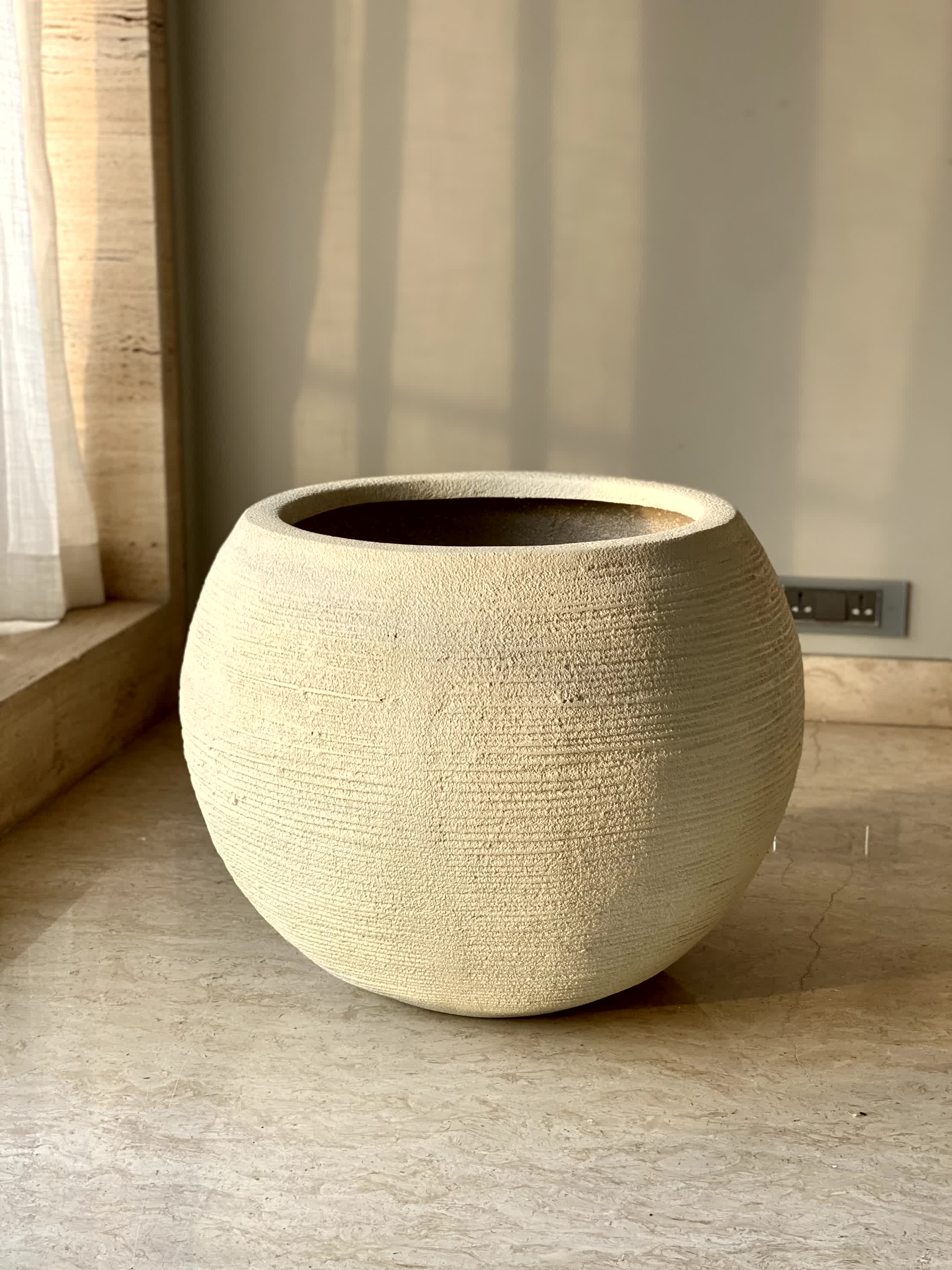 Vienna Ivory Planter - Image 6